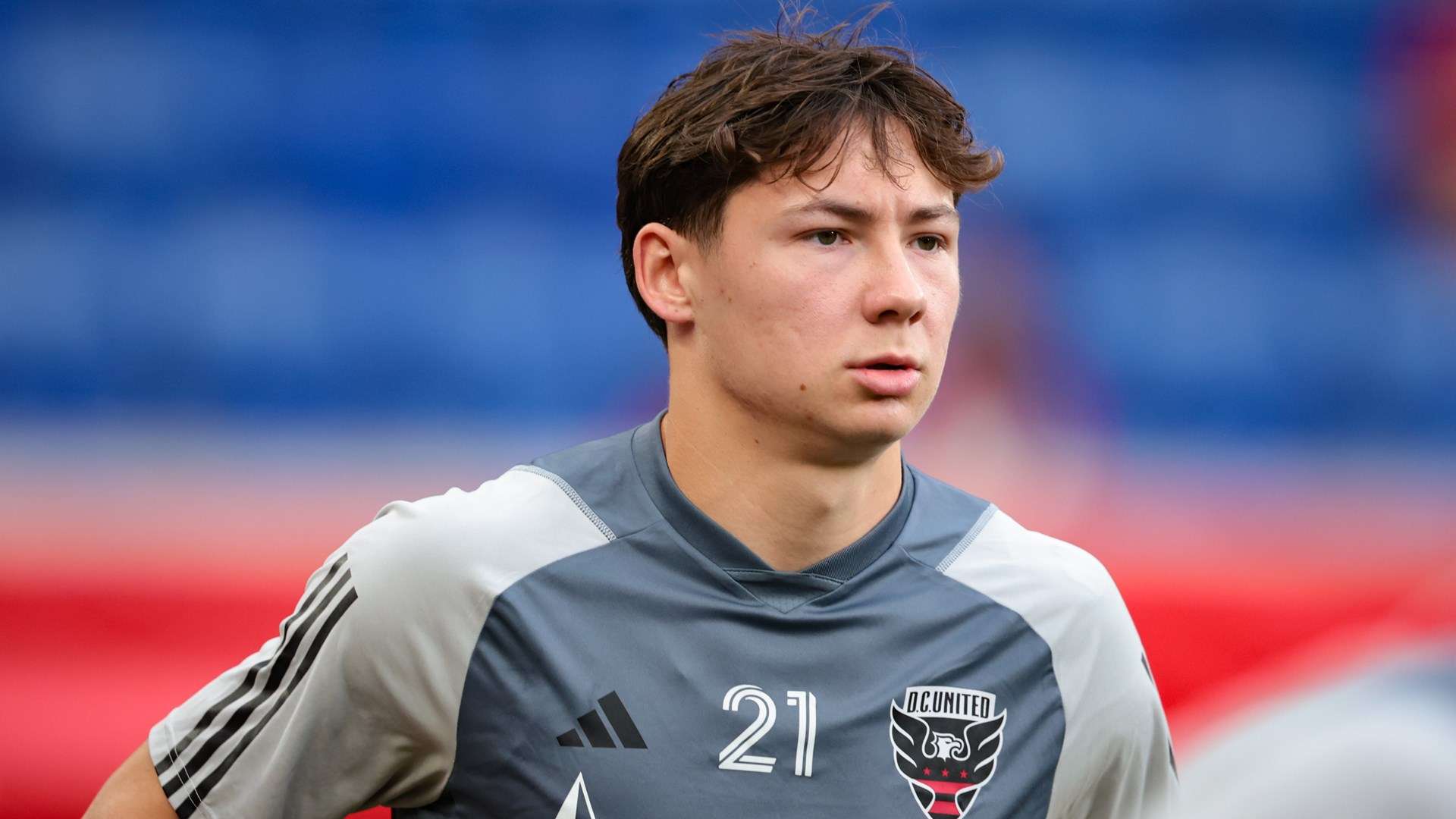 攻和防守兩 攻和防守兩