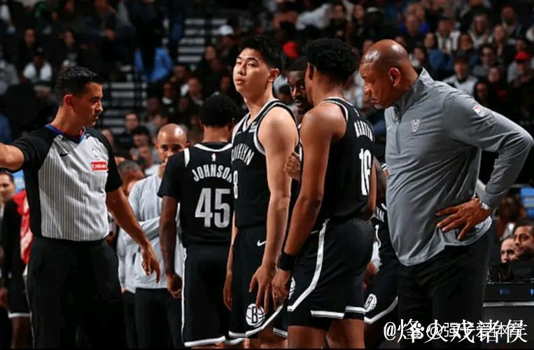 篮网9人得分上双大胜雄鹿45分,追平队史单场得分上双纪录 篮网9人得分上双大胜雄鹿45分,追平队史单场得分上双纪录