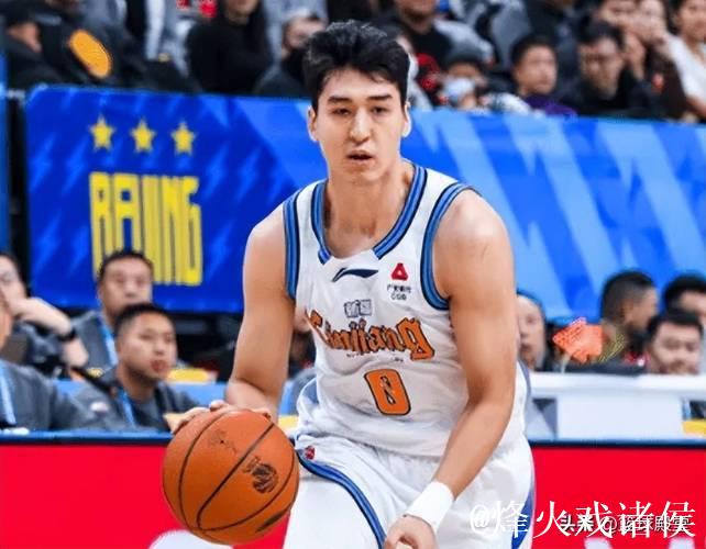 新疆84-111北京遭四坏消息!理查德森+西尔扎提辣眼,刘炜遭指责 新疆84-111北京遭四坏消息!理查德森+西尔扎提辣眼,刘炜遭指责