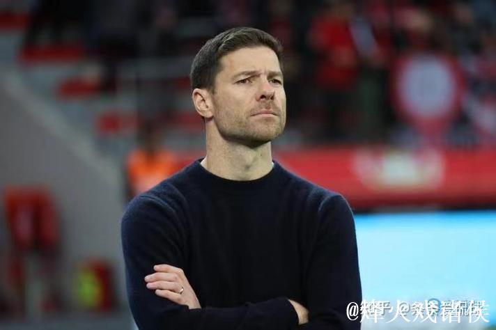 阿隆索帅位堪忧，两大潜在继任者浮出水面，齐达内和渣叔谁更适合